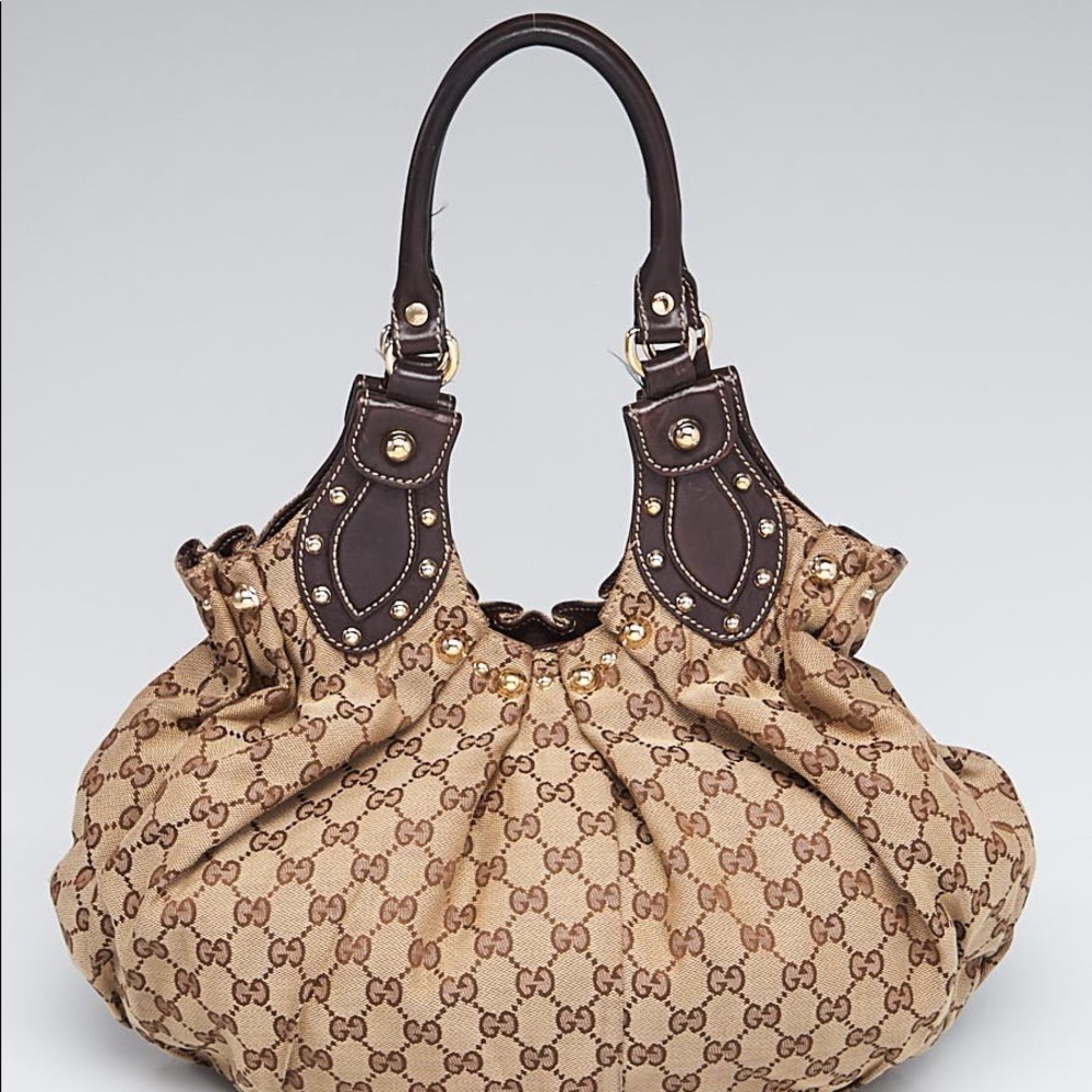 ✨AUTHENTIC✨ Gucci Pelham Hobo Bag (vintage)